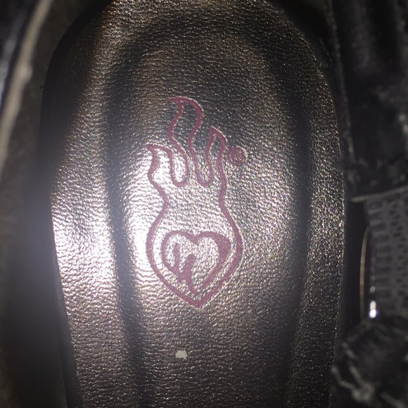 Torrid Ruffel Heels - Picture 3 of 4